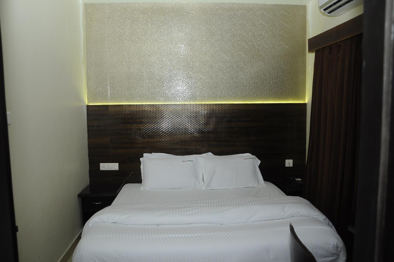 Hotel Grand Parkway Tambaram Buitenkant foto